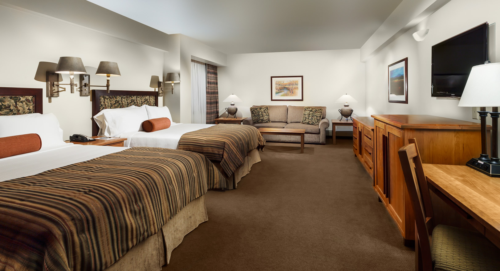 Superior North Two Queens